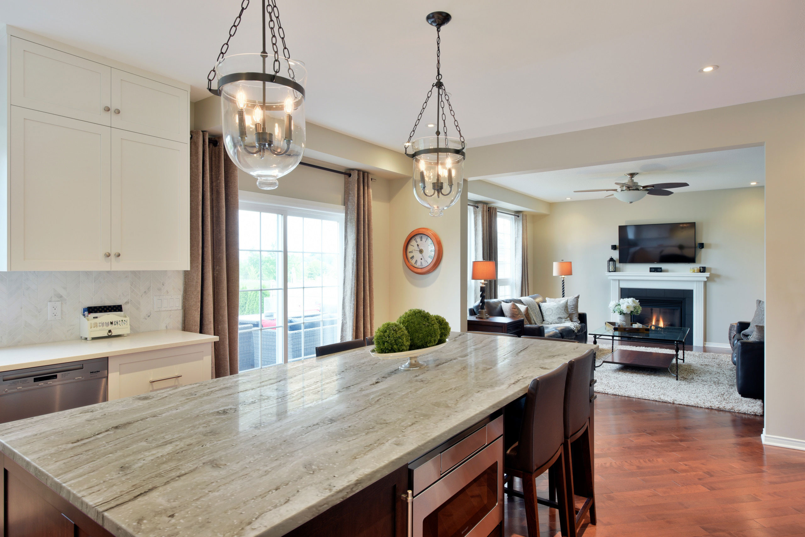 The Comprehensive Guide To Solid Surface Countertops